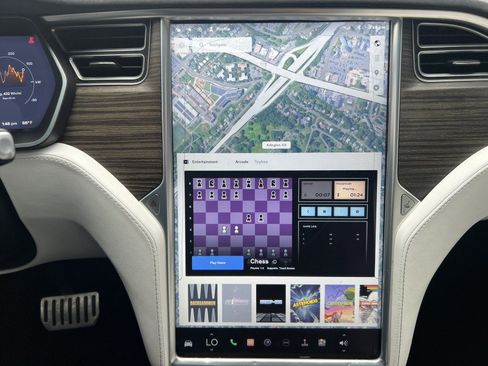 Used 2016 Tesla Model X Performance image 44