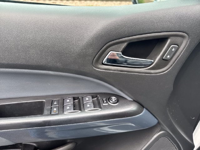 Used 2022 Chevrolet Colorado Z71 AWD/4WD image 11
