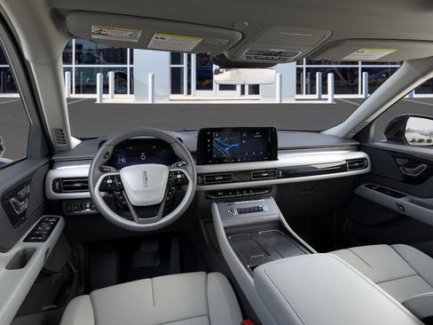 New 2026 Lincoln Aviator AWD image 9