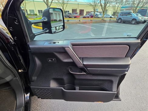 Used 2014 Nissan Titan PRO-4X image 40