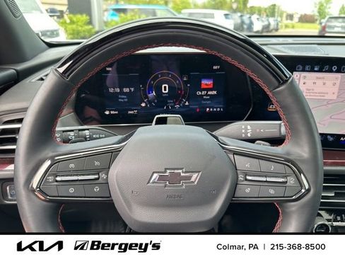 Used 2026 Chevrolet Traverse RS AWD/4WD image 17