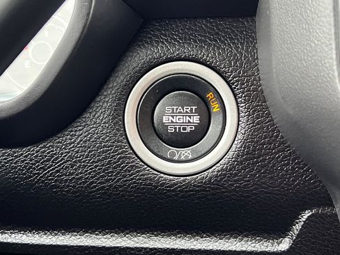 Used 2023 RAM 2500 Big Horn w/ Level 1 Equipment Group image 21