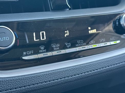 Used 2026 Toyota Corolla Cross LE w/ Moonroof Package FWD image 20