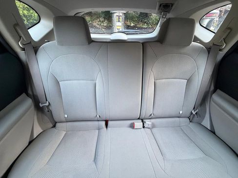 Used 2014 Nissan Rogue S image 19