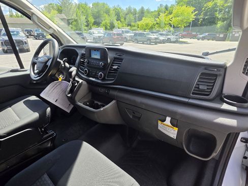 Used 2025 Ford Transit 250 Low Roof w/ Exterior Upgrade Package RWD image 9