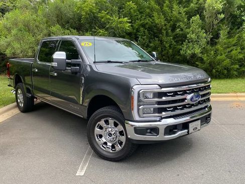 Used 2025 Ford F250 Lariat w/ Lariat Ultimate Package AWD/4WD image 1