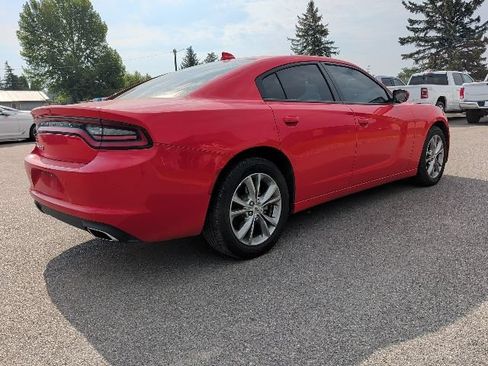 Used 2022 Dodge Charger SXT AWD/4WD image 3