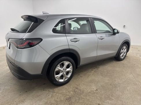 Used 2023 Honda HR-V LX image 5