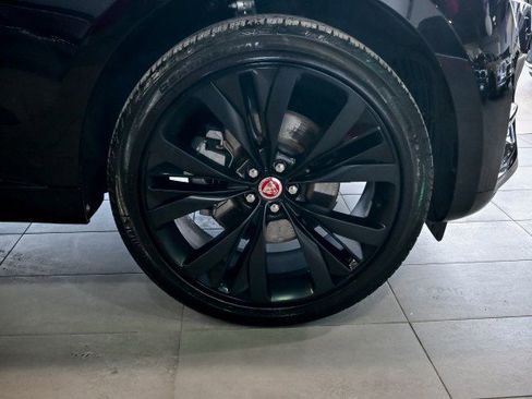 Used 2023 Jaguar F-PACE S image 44