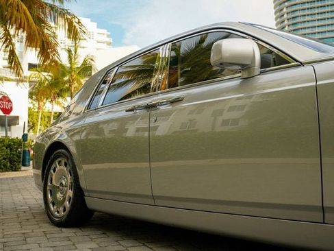 Used 2013 Rolls-Royce Phantom Sedan image 39
