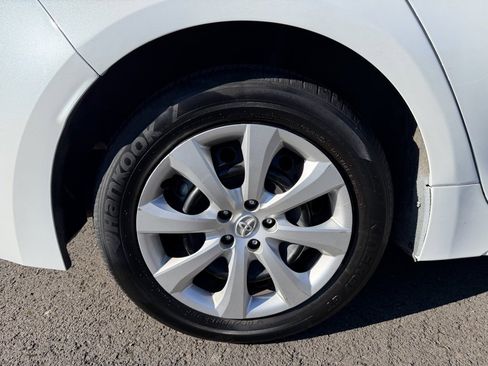 Used 2024 Toyota Corolla LE image 10