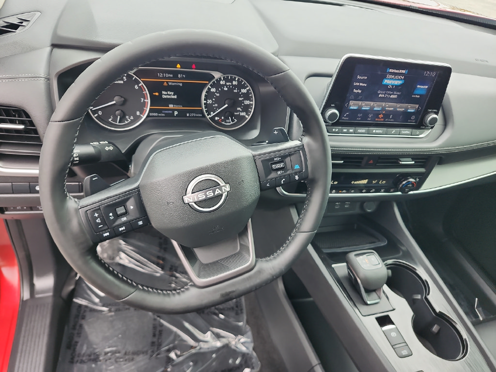 Used 2025 Nissan Rogue SV w/ SV Premium Package FWD image 34
