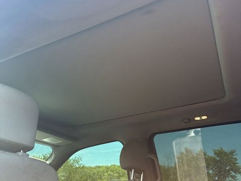 Used 2016 Ford F150 XLT w/ Equipment Group 302A Luxury AWD/4WD image 19