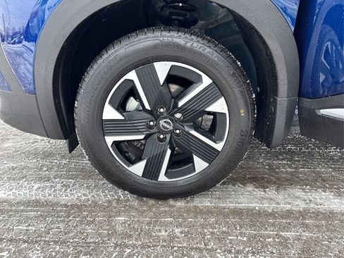 New 2026 Nissan Kicks SV w/ Cold Weather Package AWD/4WD image 11