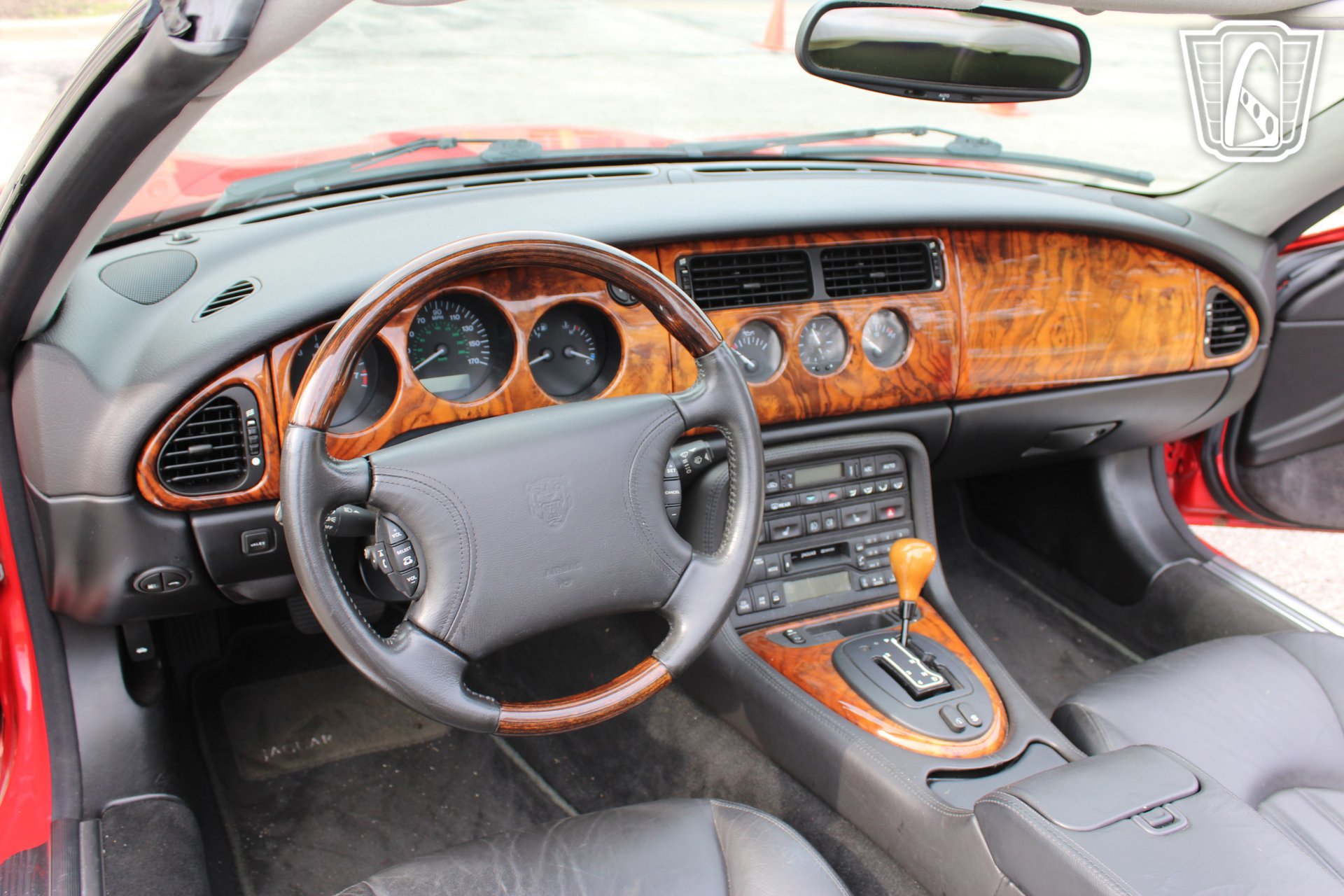 Used 2000 Jaguar XK8 Convertible RWD image 14
