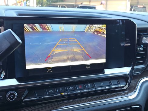 Used 2025 Chevrolet Silverado 1500 LT image 25