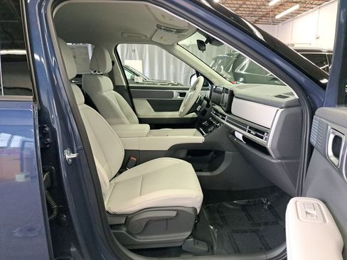New 2026 Hyundai Santa Fe SEL w/ Tow & Go Package AWD/4WD image 18