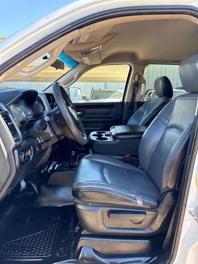 Used 2019 RAM 5500 Tradesman w/ Payload Upgrade Package AWD/4WD image 25