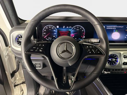 Used 2025 Mercedes-Benz G 550 image 45