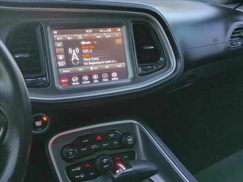 Used 2022 Dodge Challenger R/T w/ Plus Package image 13
