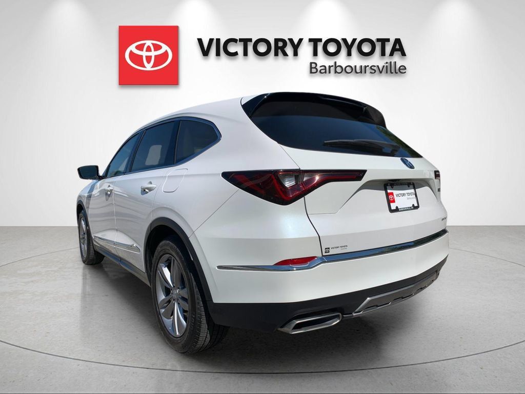 Used 2025 Acura MDX SH-AWD image 3
