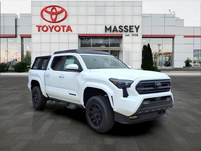 New 2025 Toyota Tacoma SR5