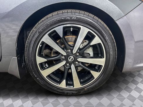 Used 2018 Nissan Altima 2.5 SR image 32