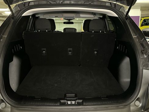 Used 2025 Ford Escape Active AWD/4WD image 6