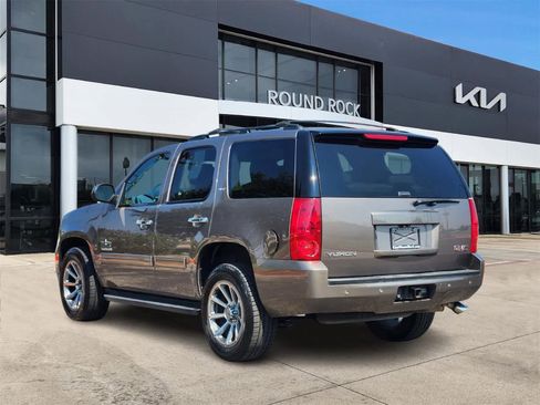Used 2014 GMC Yukon SLT w/ Texas Edition image 6