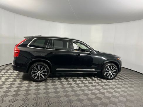 Used 2025 Volvo XC90 B6 Plus image 3