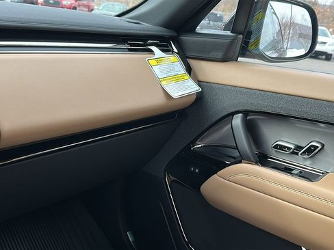 New 2026 Land Rover Range Rover Sport SE image 19