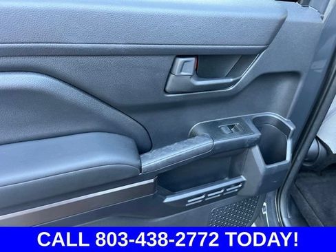 Used 2025 Toyota 4Runner TRD Off-Road AWD/4WD image 13