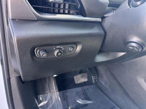 Used 2021 Chevrolet Traverse Premier w/ Redline Edition image 13