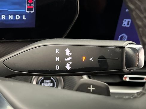 Used 2025 Chevrolet Equinox LT AWD/4WD image 48