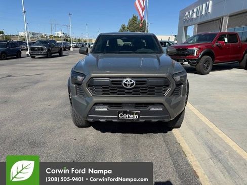Used 2024 Toyota Tacoma TRD Off-Road AWD/4WD image 3