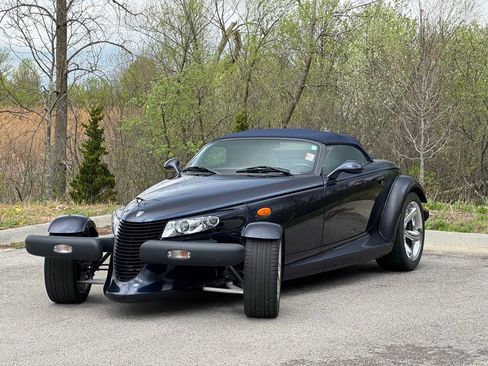 Used 2001 Chrysler Prowler RWD image 4