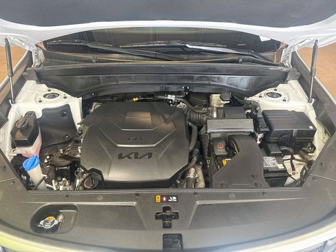 Used 2025 Kia Telluride S AWD/4WD image 37