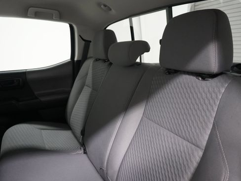 Used 2021 Toyota Tacoma SR w/ SR Convenience Package image 11