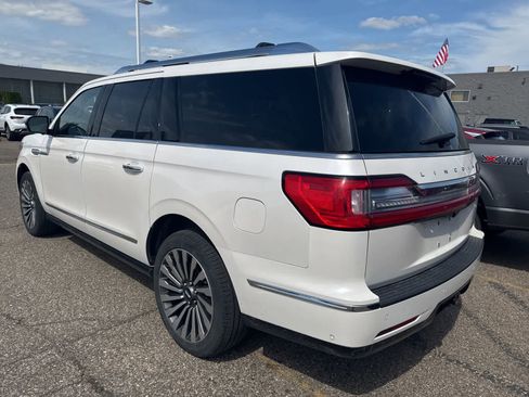 Used 2019 Lincoln Navigator L Reserve AWD/4WD image 19