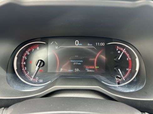 Certified 2025 Toyota RAV4 XLE AWD/4WD image 25