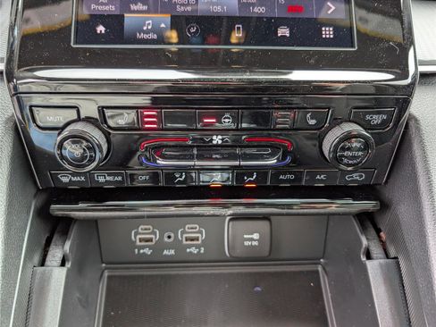 New 2026 Jeep Grand Cherokee Laredo X AWD/4WD image 20