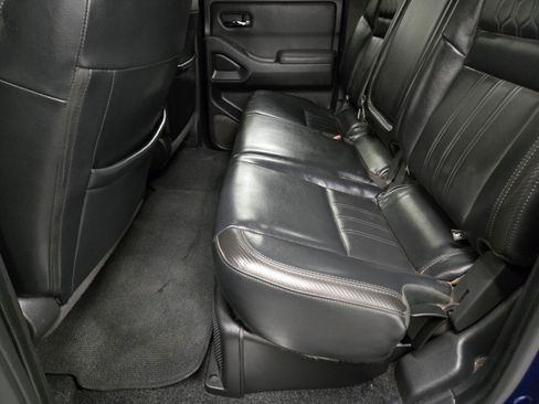 Used 2022 Nissan Frontier PRO-4X w/ Pro-4X Premium Package AWD/4WD image 9
