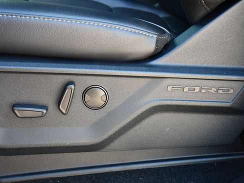 Used 2025 Ford F150 Lariat AWD/4WD image 24