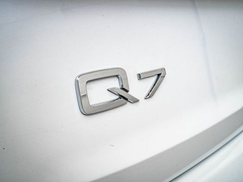 Used 2023 Audi Q7 3.0T Premium Plus w/ Premium Plus Package image 16