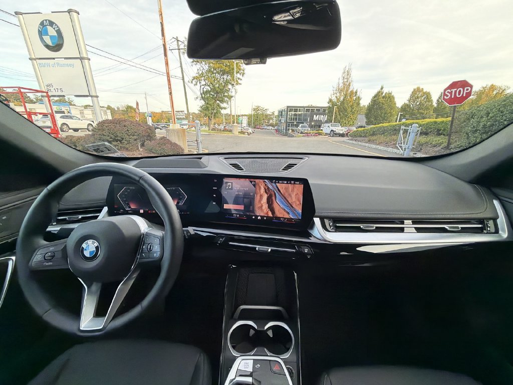 Used 2024 BMW X1 xDrive28i w/ Technology Package AWD/4WD image 18