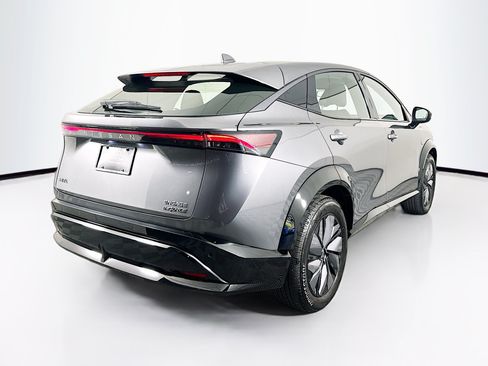 Used 2024 Nissan Ariya AWD image 9