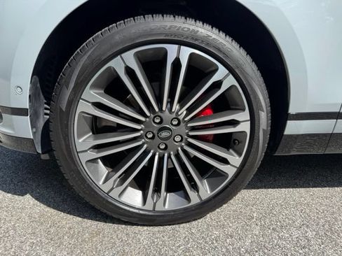 Certified 2024 Land Rover Range Rover Velar Dynamic SE AWD/4WD image 2