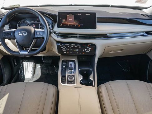 Certified 2025 INFINITI QX60 Pure image 11