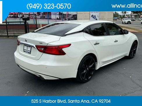 Used 2017 Nissan Maxima SR FWD image 4