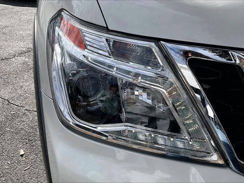 Used 2018 Nissan Armada SL w/ Premium Package image 27